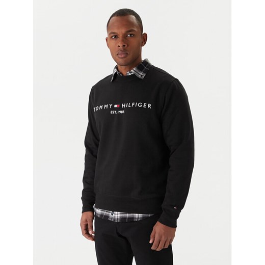 Tommy Hilfiger Bluza Logo MW0MW11596 Czarny Regular Fit ze sklepu MODIVO w kategorii Bluzy męskie - zdjęcie 187661195