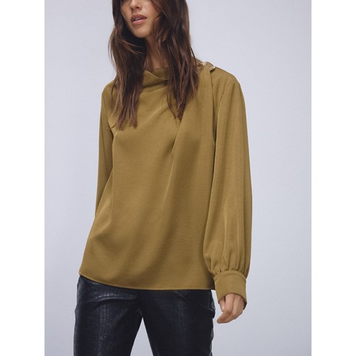 Reserved - Bluzka z ozdobnym detalem - oliwkowy ze sklepu Reserved w kategorii Bluzki damskie - zdjęcie 187669446