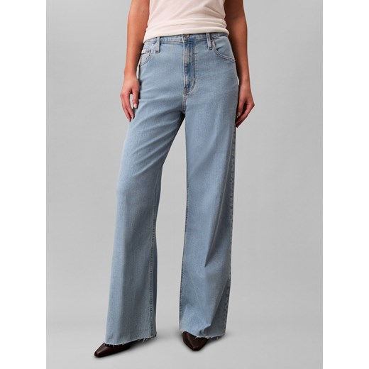 Calvin Klein Jeans Dżinsy Kobiety Bawełna light stone jednolity ze sklepu vangraaf w kategorii Jeansy damskie - zdjęcie 187670565