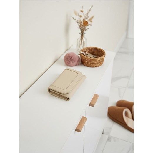 Sinsay - Gładki portfel na zatrzask - kremowy ze sklepu Sinsay w kategorii Portfele damskie - zdjęcie 187671459