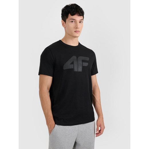 Męski t-shirt z nadrukiem 4F 4FRMM00TTSHM3251 - czarny ze sklepu Sportstylestory.com w kategorii T-shirty męskie - zdjęcie 187671546