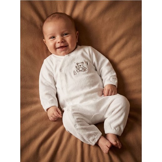 Sinsay - Pajacyk z motywem zimowym - biały ze sklepu Sinsay w kategorii Piżamy dziecięce - zdjęcie 187674669