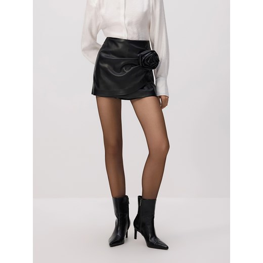 Reserved - Spódnico-szorty z imitacji skóry - czarny ze sklepu Reserved w kategorii Spódnice - zdjęcie 187677779