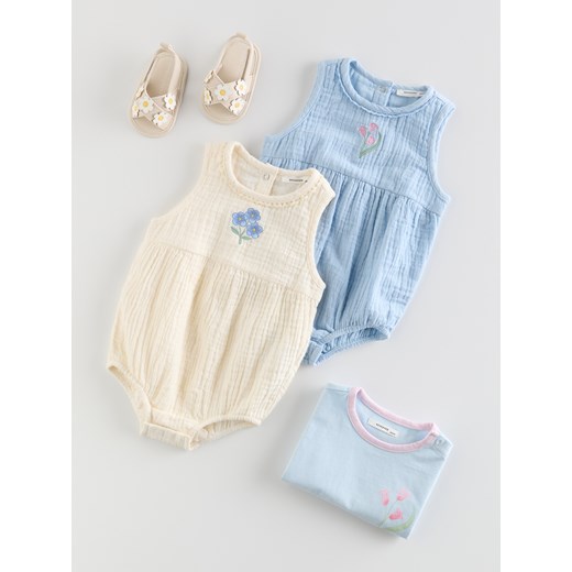 Reserved - Muślinowe body z haftem - złamana biel ze sklepu Reserved w kategorii Body niemowlęce - zdjęcie 187683848