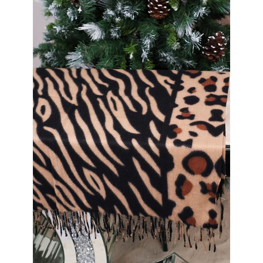 SZAL DZIANINOWY W ZWIERZĘCE WZORY Z FRĘDZLAMI BRĄZOWY ze sklepu olika.com.pl w kategorii Szaliki i chusty damskie - zdjęcie 187690127