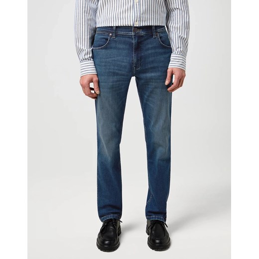 MESKIE SPODNIE WRANGLER GREENSBORO MARINE TINT 112371009 ze sklepu YouNeedit.pl w kategorii Jeansy męskie - zdjęcie 187690499