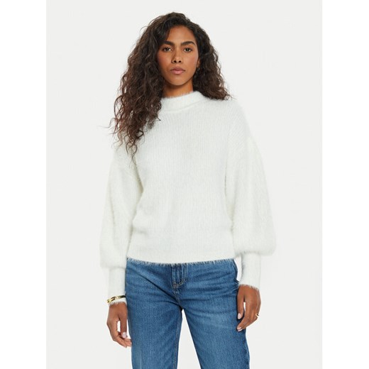 Guess Sweter Keyla W4BR25 Z3BH0 Écru Regular Fit ze sklepu MODIVO w kategorii Swetry damskie - zdjęcie 187692327