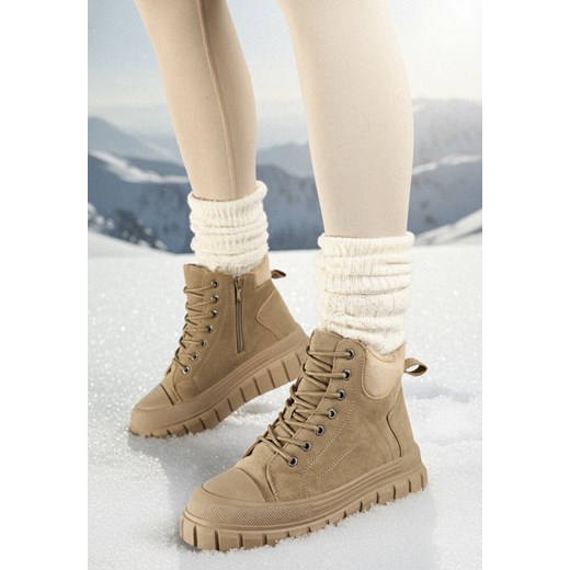 Ciemnobeżowe Botki Vices na Grubej Tłoczonej Podeszwie ze Sznurowaniem i Ozdobnymi Przeszyciami Savethira ze sklepu born2be.pl w kategorii Botki - zdjęcie 187695579