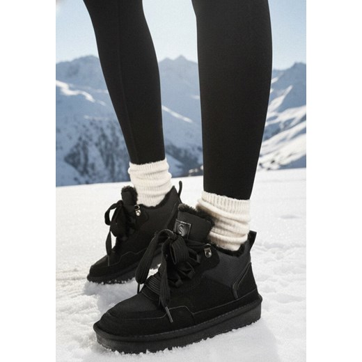 Czarne Sneakersy Vices w Stylu Śniegowców Ocieplane z Szerokim Sznurowaniem Rennith ze sklepu born2be.pl w kategorii Buty sportowe damskie - zdjęcie 187696587