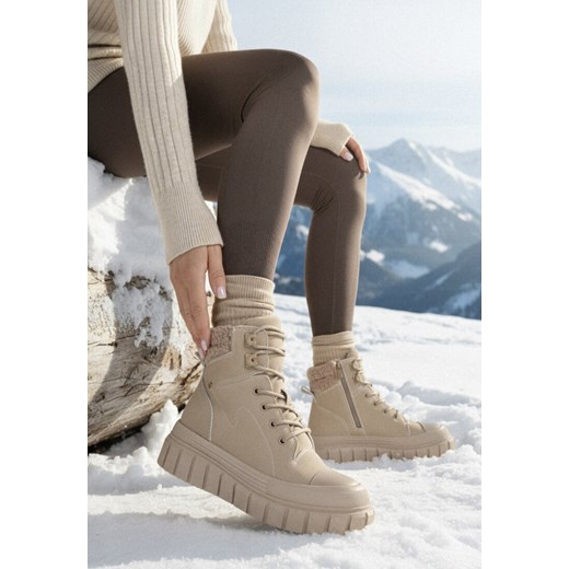 Ciemnobeżowe Botki Typu Trapery Vices na Grubej Tłoczonej Podeszwie Anerrive ze sklepu born2be.pl w kategorii Botki - zdjęcie 187696605