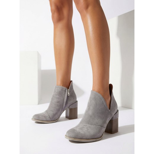 Royalfashion Szare damskie botki na słupku z wycięciami Cintura ze sklepu royalfashion.pl w kategorii Botki - zdjęcie 187698855