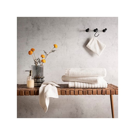 HNL Ręcznik prysznicowy &quot;Prestige&quot; w kolorze kremowym Hnl 70x140 cm Limango Polska okazyjna cena