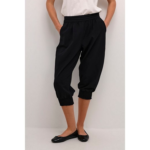 Cream Spodnie dresowe &quot;Charlott&quot; w kolorze czarnym ze sklepu Limango Polska w kategorii Spodnie damskie - zdjęcie 187742746