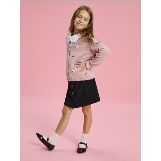 Sinsay - Sweter zapinany na guziki w drobne kwiatki - różowy ze sklepu Sinsay w kategorii Swetry dziewczęce - zdjęcie 187746199