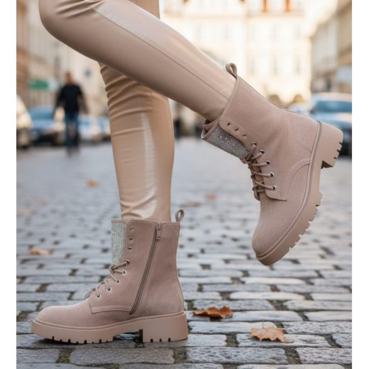 Zimowe botki trapery beżowe z cyrkoniami /A6-1 18574 W440/ ze sklepu Pantofelek24.pl w kategorii Workery damskie - zdjęcie 187760796