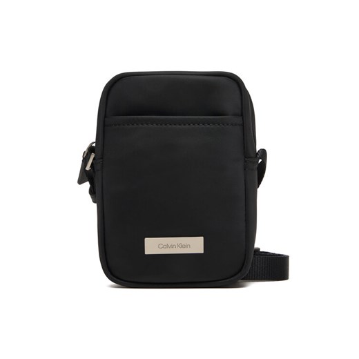 Calvin Klein Saszetka Sleek Slim Reporter LV04D3233G Czarny ze sklepu MODIVO w kategorii Torby męskie - zdjęcie 187766329