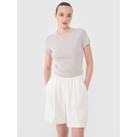 Damski t-shirt basic 4F 4FRSS25TTSHF2696 - beżowy ze sklepu Sportstylestory.com w kategorii Bluzki damskie - zdjęcie 187766515