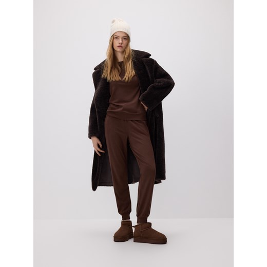 Reserved - Dzianinowe spodnie jogger - brązowy Reserved M Reserved