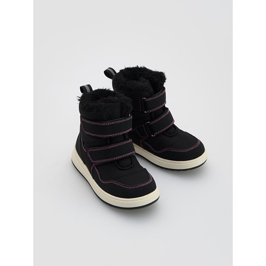 Reserved - Ocieplane śniegowce - czarny ze sklepu Reserved w kategorii Buty zimowe dziecięce - zdjęcie 187798645