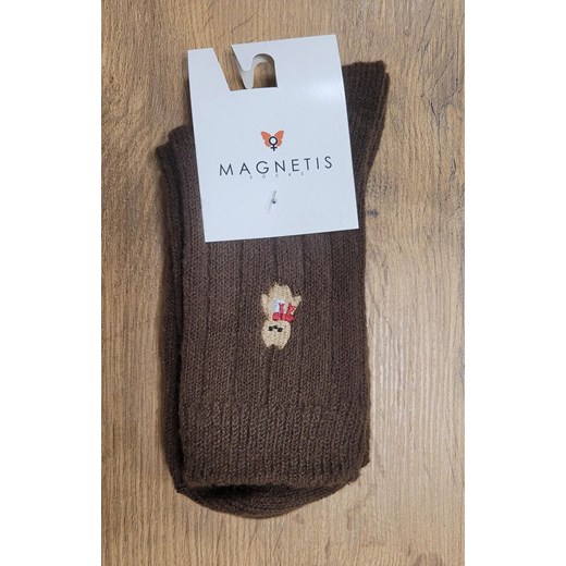 Ciepłe skarpetki damskie z aplikacją brązowe YN5063, Kolor brązowy, Rozmiar uniwersalny, Magnetis ze sklepu Primodo w kategorii Skarpetki damskie - zdjęcie 187803507