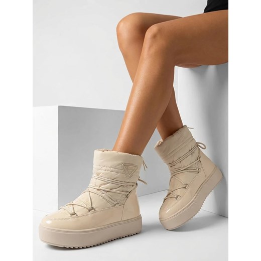 Royalfashion Wsuwane botki a'la śniegowce damskie w kolorze beżowym Vevnose ze sklepu royalfashion.pl w kategorii Śniegowce damskie - zdjęcie 187823156
