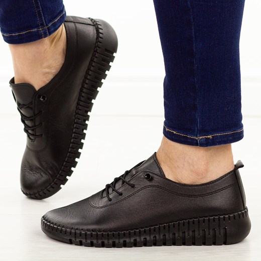 Czarne skórzane półbuty damskie T.Sokolski 4000 ze sklepu suzana.pl w kategorii Czółenka - zdjęcie 187831116