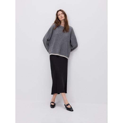 Reserved - Sweter z koronkowym wykończeniem - ciemnoszary ze sklepu Reserved w kategorii Swetry damskie - zdjęcie 187849098