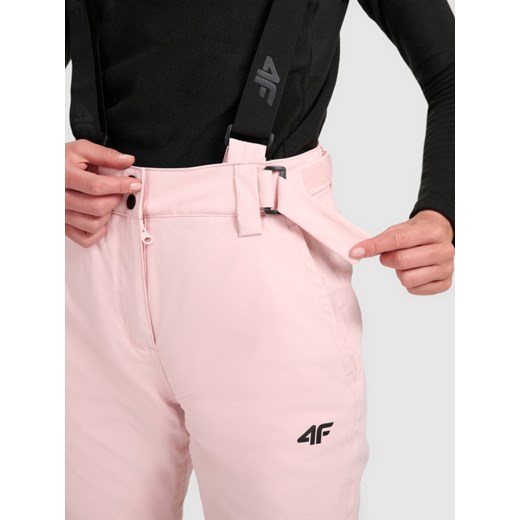 Damskie spodnie narciarskie 4F 4FWAW25TFTRF0944 - różowe M Sportstylestory.com