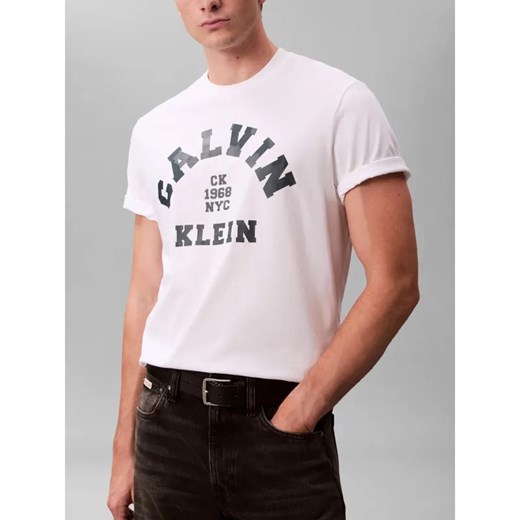 Calvin Klein Jeans T-shirt | Slim Fit ze sklepu Gomez Fashion Store w kategorii T-shirty męskie - zdjęcie 187857308