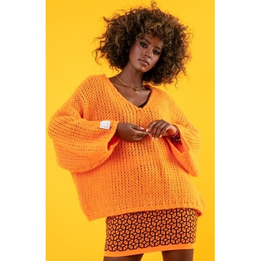 Oversizowy sweter damski orange F1256 ze sklepu intimiti.pl w kategorii Swetry damskie - zdjęcie 187863447