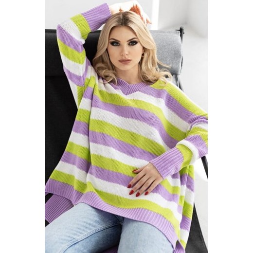 Oversizowy sweter w paski 30091 lila ze sklepu intimiti.pl w kategorii Swetry damskie - zdjęcie 187877249