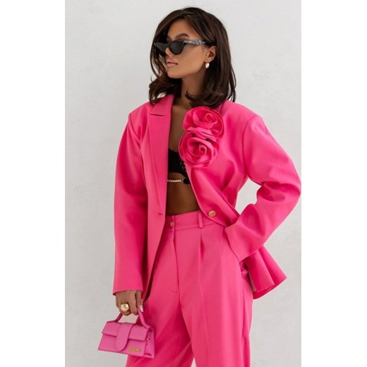 Elizabeth Cher marynarka zdobiona kwiatami róż candy ze sklepu intimiti.pl w kategorii Marynarki damskie - zdjęcie 187889278