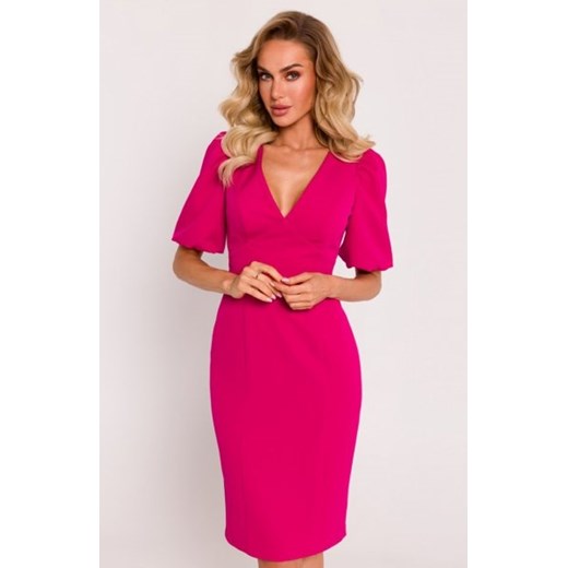 Moe sukienka z dekoltem i mocno zaznaczoną talią fuksja M779 ze sklepu intimiti.pl w kategorii Sukienki - zdjęcie 187891619