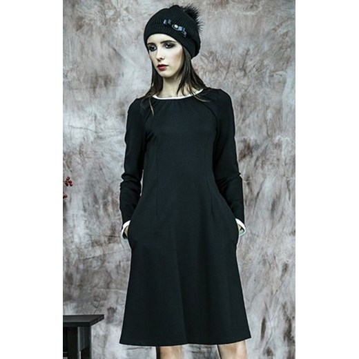 Kasia Miciak design czarna sukienka ze sklepu intimiti.pl w kategorii Sukienki - zdjęcie 187893879