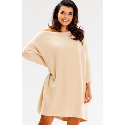 Awama A618 oversizowa sukienka sweterkowa beżowa ze sklepu intimiti.pl w kategorii Sukienki - zdjęcie 187897008
