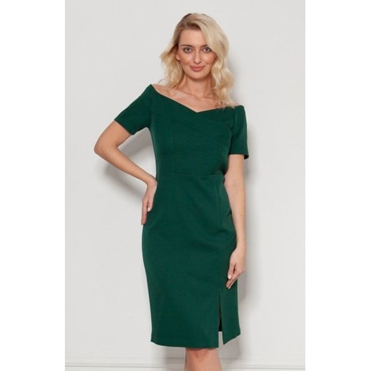 Dopasowana sukienka z dekoltem odsłaniającym ramiona zielona SUK207 ze sklepu intimiti.pl w kategorii Sukienki - zdjęcie 187900076