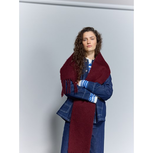 Reserved - Gładki szalik z frędzlami - bordowy ze sklepu Reserved w kategorii Szaliki i chusty damskie - zdjęcie 187915138