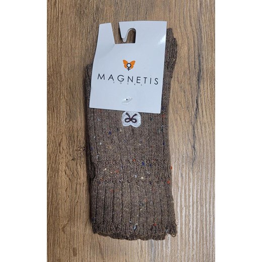 Ciepłe skarpetki damskie w prążek serduszka CO5025 ciemny beż, Kolor ciemny beżowy, Rozmiar uniwersalny, Magnetis ze sklepu Intymna w kategorii Skarpetki damskie - zdjęcie 187918246