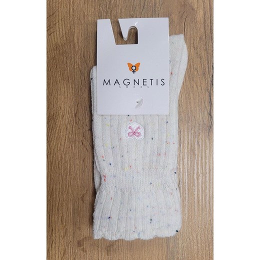 Ciepłe skarpetki damskie w prążek serduszka CO5025 ecru, Kolor ecru, Rozmiar uniwersalny, Magnetis ze sklepu Intymna w kategorii Skarpetki damskie - zdjęcie 187918248