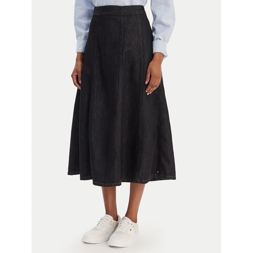 Tommy Hilfiger Spódnica jeansowa WW0WW47730 Granatowy Regular Fit ze sklepu MODIVO w kategorii Spódnice - zdjęcie 187919336