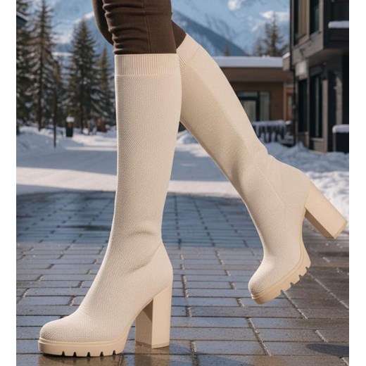 Elastyczne beżowe kozaki na obcasie /E7-2 18617 T2/ ze sklepu Pantofelek24.pl w kategorii Kozaki damskie - zdjęcie 187923919