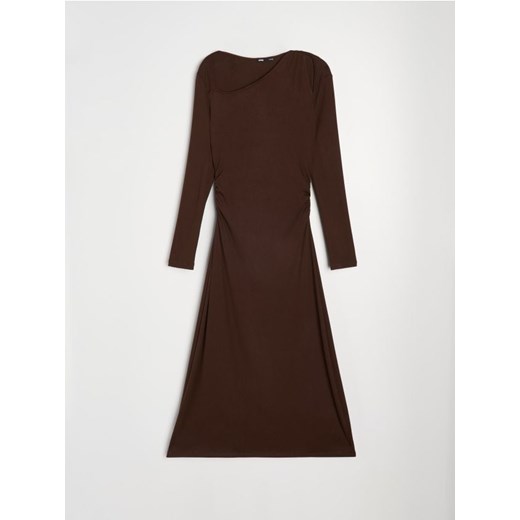 Sinsay - Sukienka maxi z asymetrycznym dekoltem - brązowy ze sklepu Sinsay w kategorii Sukienki - zdjęcie 187937639