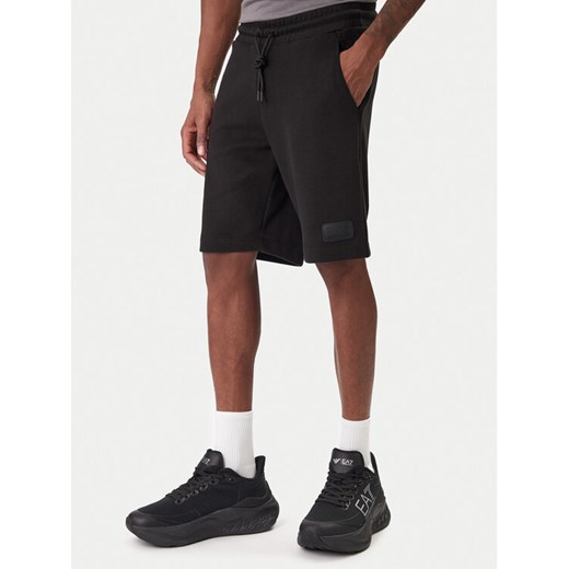 EA7 Emporio Armani Szorty sportowe 7M001365 AF22262 UC001 Czarny Regular Fit ze sklepu MODIVO w kategorii Spodenki męskie - zdjęcie 187938218
