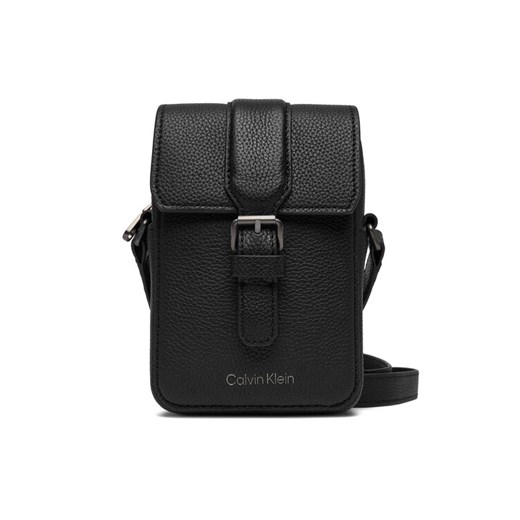 Calvin Klein Saszetka Leather Slim Flap Reporter LV04D3323G Czarny ze sklepu MODIVO w kategorii Torby męskie - zdjęcie 187953026