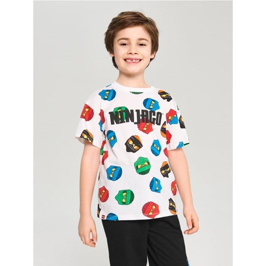 Sinsay - Koszulka Ninjago - biały ze sklepu Sinsay w kategorii T-shirty chłopięce - zdjęcie 187966029