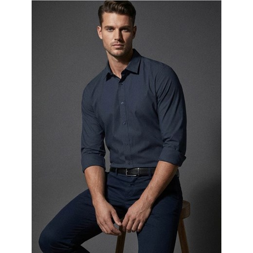 Sinsay - Gładka koszula basic - granatowy ze sklepu Sinsay w kategorii Koszule męskie - zdjęcie 187973926