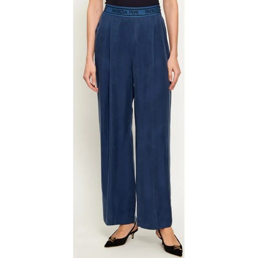 Patrizia Pepe Spodnie | flare fit ze sklepu Gomez Fashion Store w kategorii Spodnie damskie - zdjęcie 187975256