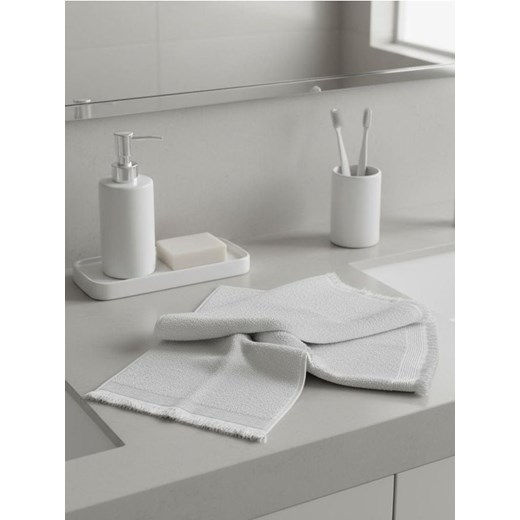 Sinsay - Zestaw bawełnianych ręczników z frędzlami 2 pack - biały ze sklepu Sinsay w kategorii Ręczniki - zdjęcie 187992205