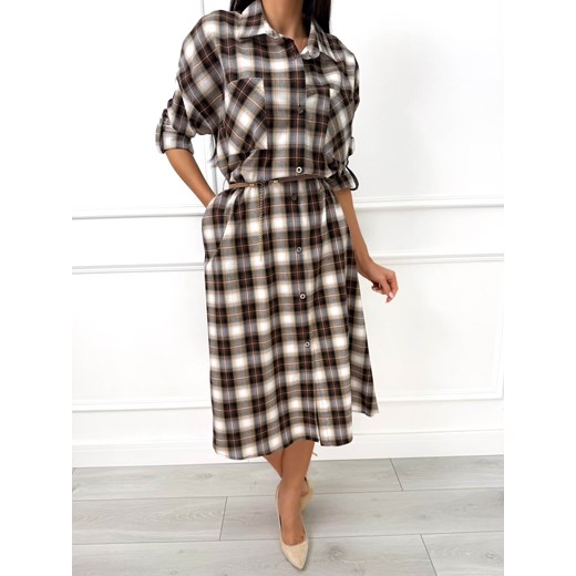 Brązowa Sukienka Midi w Kratę ze sklepu ModnaKiecka.pl w kategorii Sukienki - zdjęcie 187993138