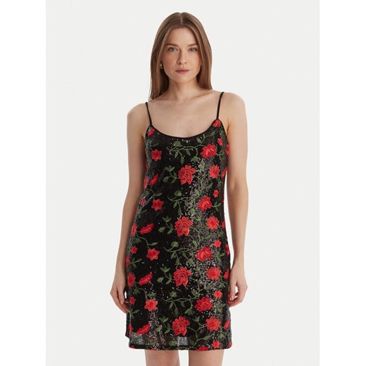 Vero Moda Sukienka koktajlowa Molly 10340993 Czarny Slim Fit ze sklepu MODIVO w kategorii Sukienki - zdjęcie 188007697